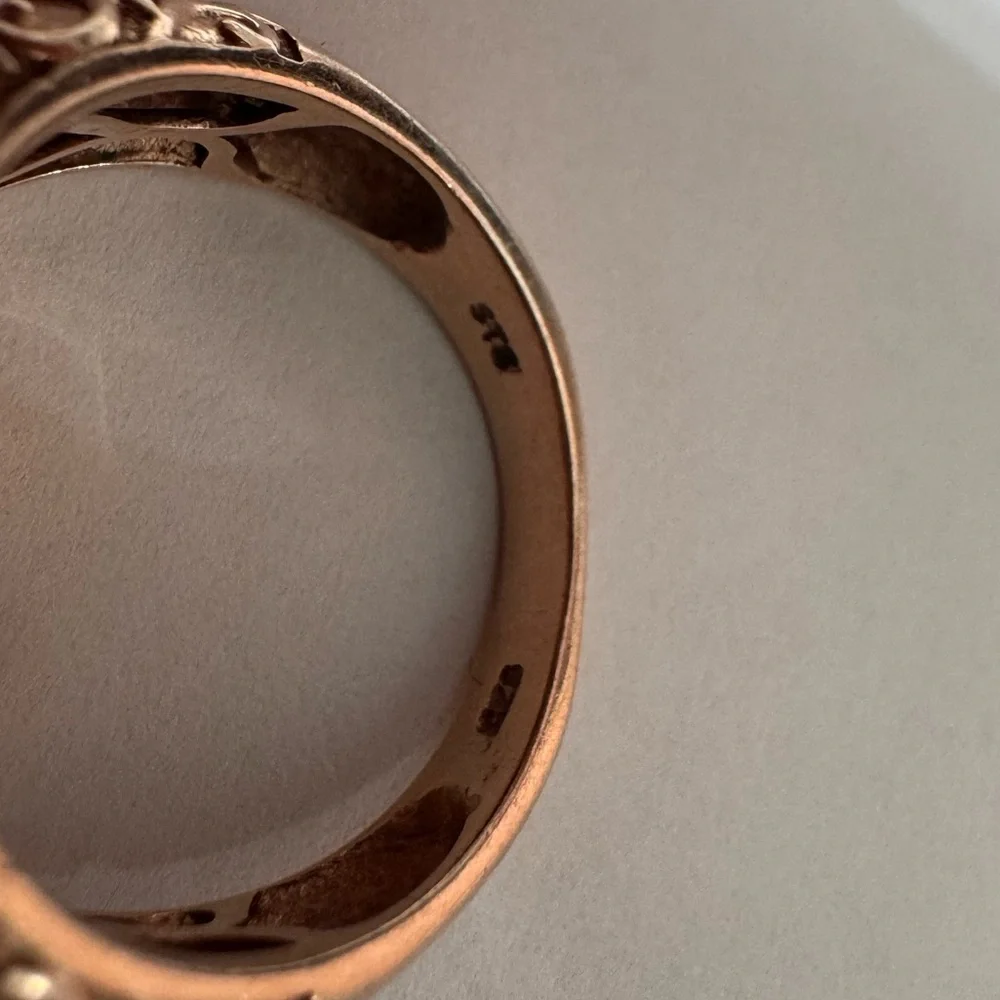 Ornate Rose Gold Ring with Gemstone - Picture 2 of 3